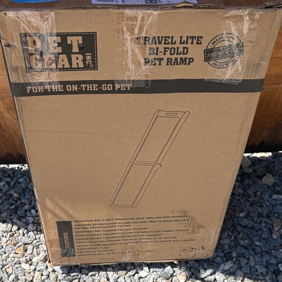 Travel Lite Bi-Fold Pet Ramp - Brown - Picture 1 of 3